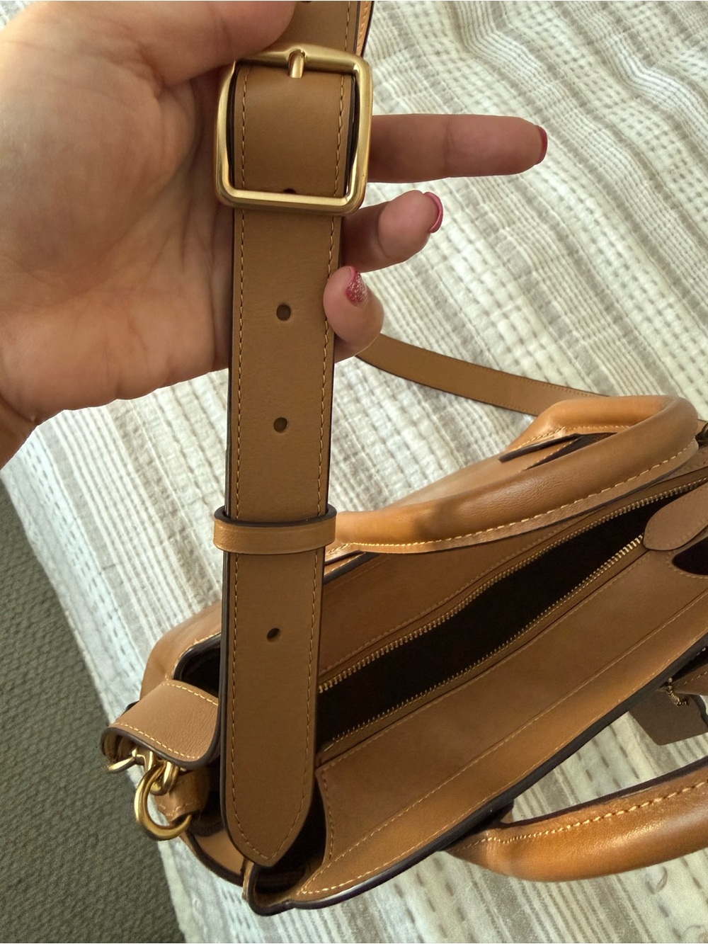 COACH Retail EMPIRE 28 in Honey Brown - Picture 16 of 16
